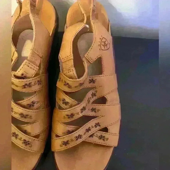 Ariat Women's Strappy Sandals with Floral Detail Brown Slingback Sandal Size 8.5 - Picture 3 of 13